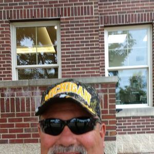 Meet your Posher, Douglas